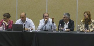 Gobierno y gremios negocian paritarias