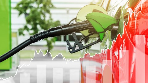 gasolina-aumento-precio-shutterstock_2134479835