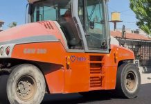 Continuan obras de repavimentación en el barrio Limache